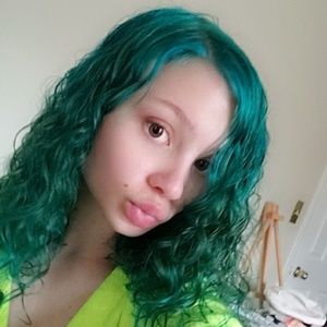 Meet your Posher, Rochelle